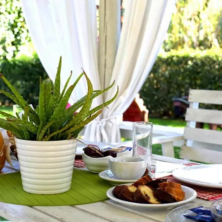 Isabella Country House, 아파트